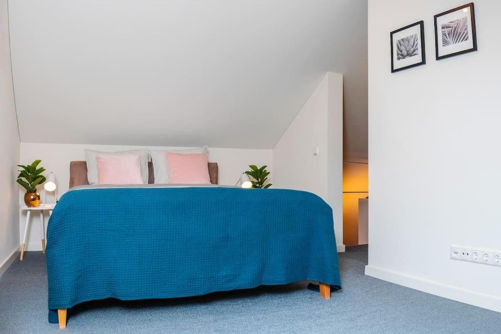 #Stayhere - Spacious Luxury Town Hall 3Bdr Apartment VNO Exterior photo